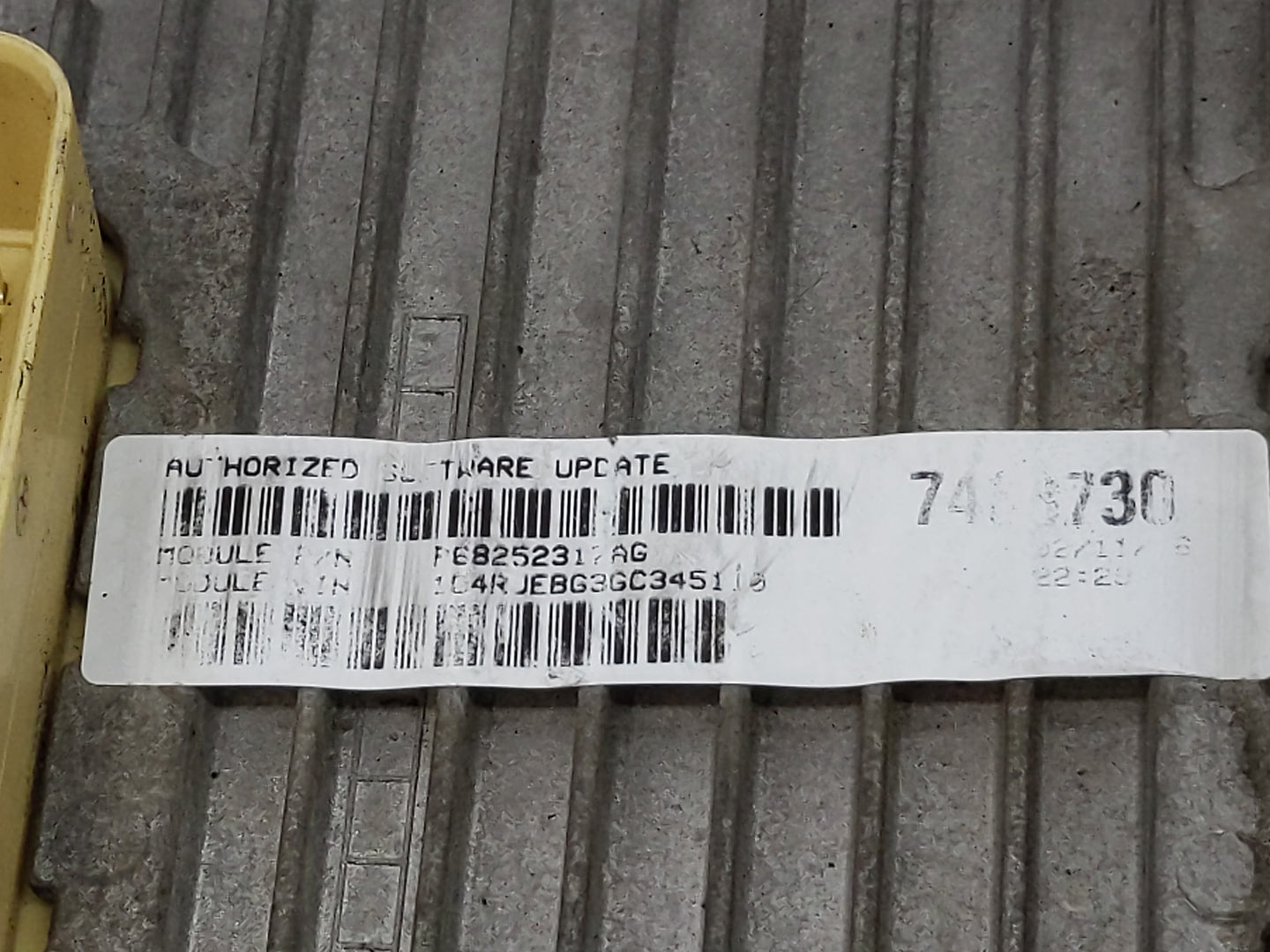 2016-2017 Jeep Grand Cherokee PCM Engine Control Computer ECU ECM PCU OEM P/N:68252317AG Fits Fits 2016 2017 OEM Used Auto P