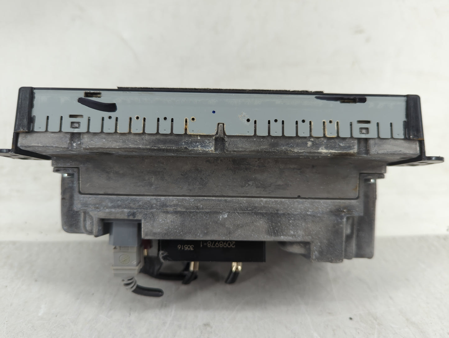 2017 Jeep Grand Cherokee Radio AM FM Cd Player Receiver Replacement P/N:68270657AE Fits OEM Used Auto Parts - Oemusedautopar