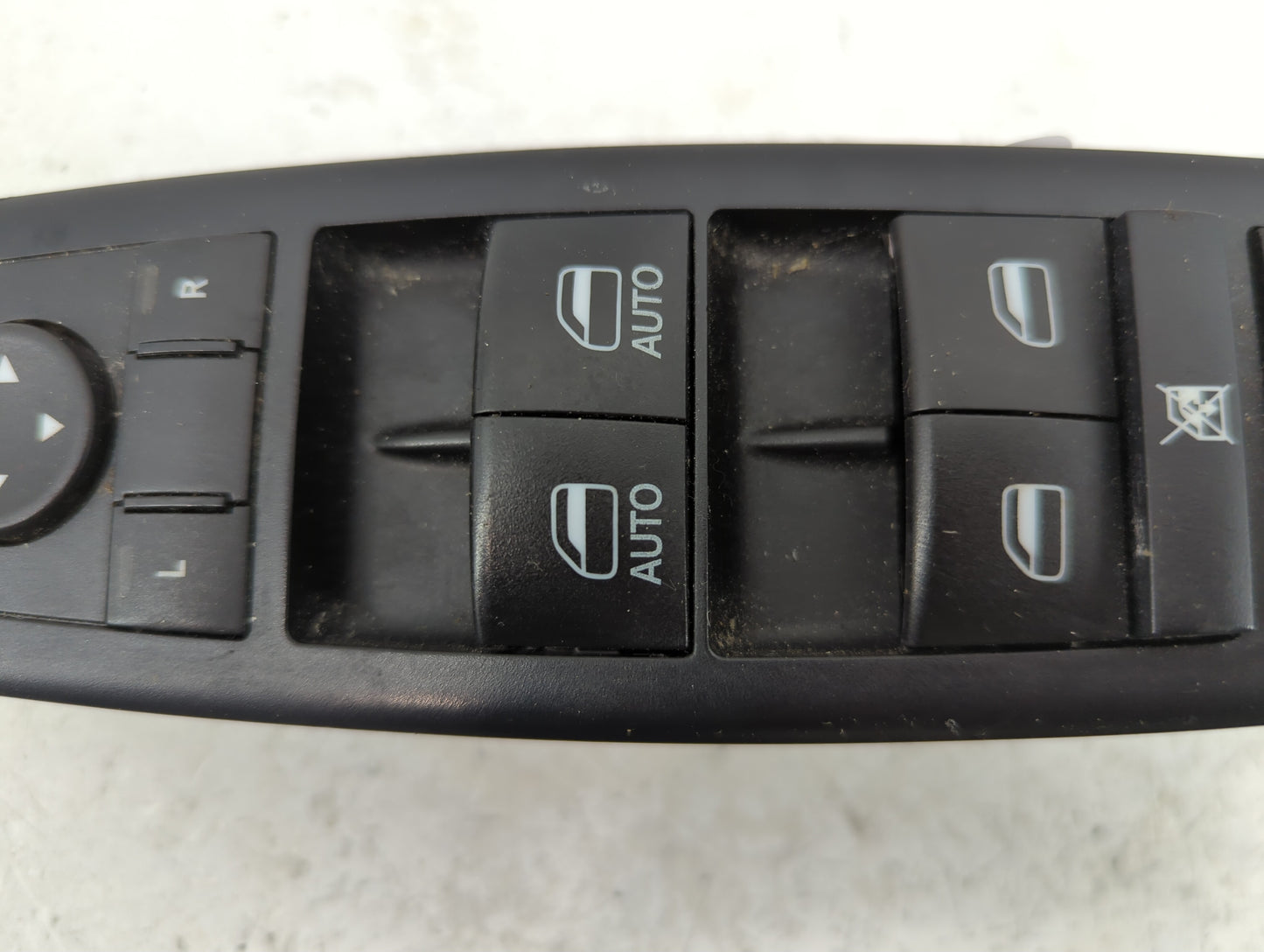 2016-2022 Jeep Grand Cherokee Master Power Window Switch Replacement Driver Side Left P/N:10140076 68319802AA Fits OEM Used 