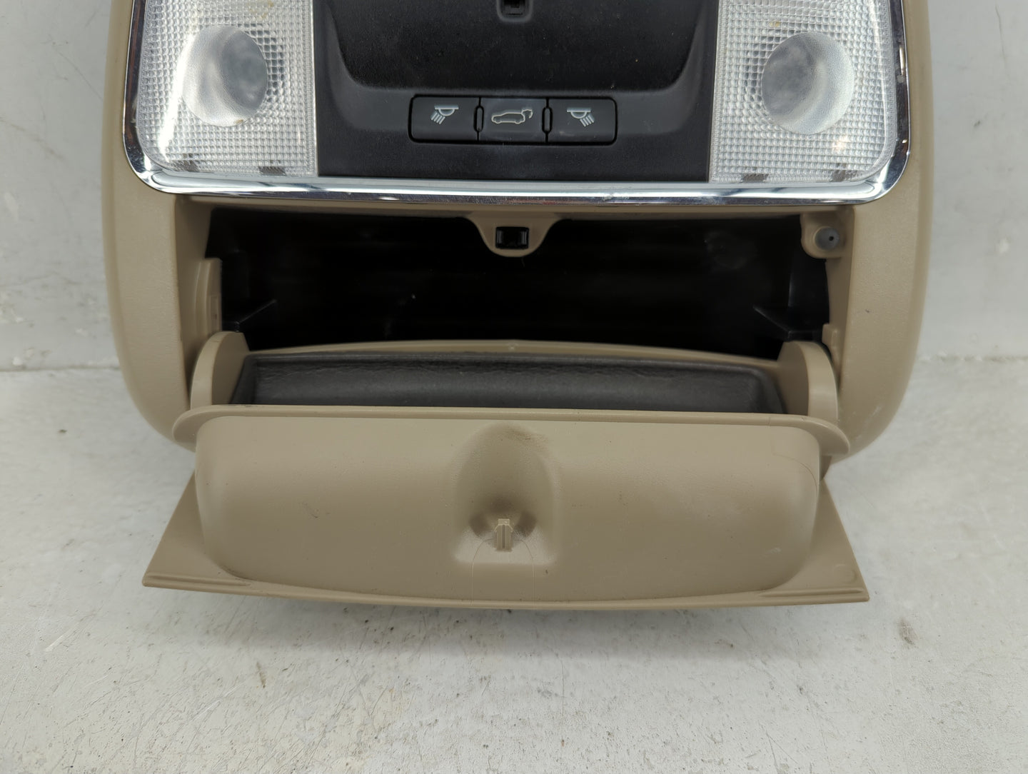 2016-2021 Jeep Grand Cherokee Overhead Roof Console - Oemusedautoparts1.com