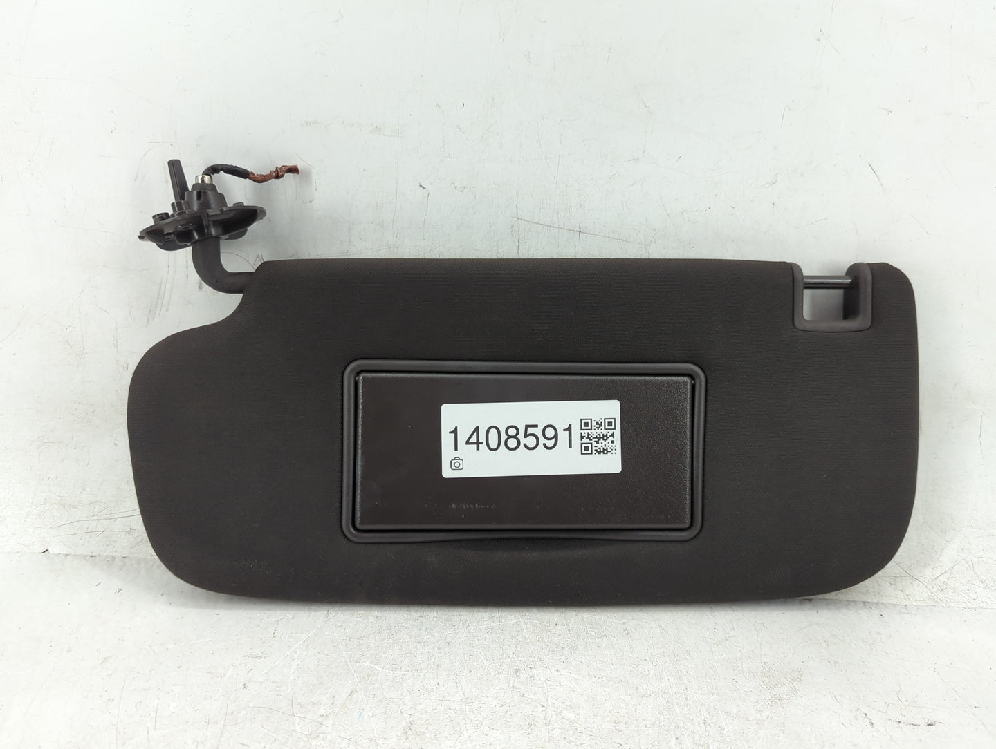 2014-2022 Jeep Grand Cherokee Sun Visor Shade Replacement Driver Left Mirror Fits OEM Used Auto Parts - Oemusedautoparts1.co