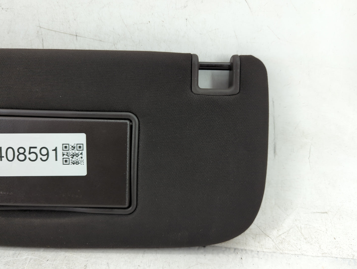 2014-2022 Jeep Grand Cherokee Sun Visor Shade Replacement Driver Left Mirror Fits OEM Used Auto Parts - Oemusedautoparts1.co