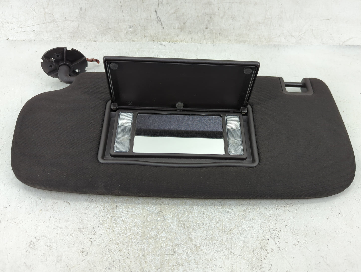 2014-2022 Jeep Grand Cherokee Sun Visor Shade Replacement Driver Left Mirror Fits OEM Used Auto Parts - Oemusedautoparts1.co