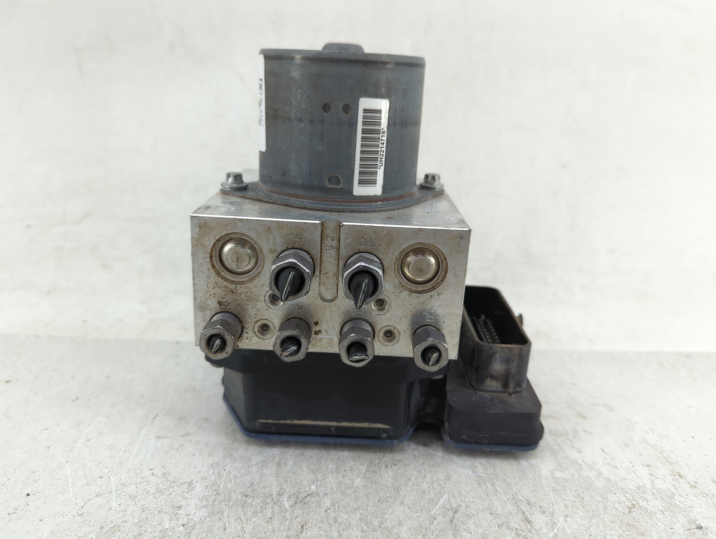 2016-2017 Jeep Grand Cherokee ABS Pump Control Module Replacement P/N:68306177AD Fits Fits 2016 2017 OEM Used Auto Parts - O