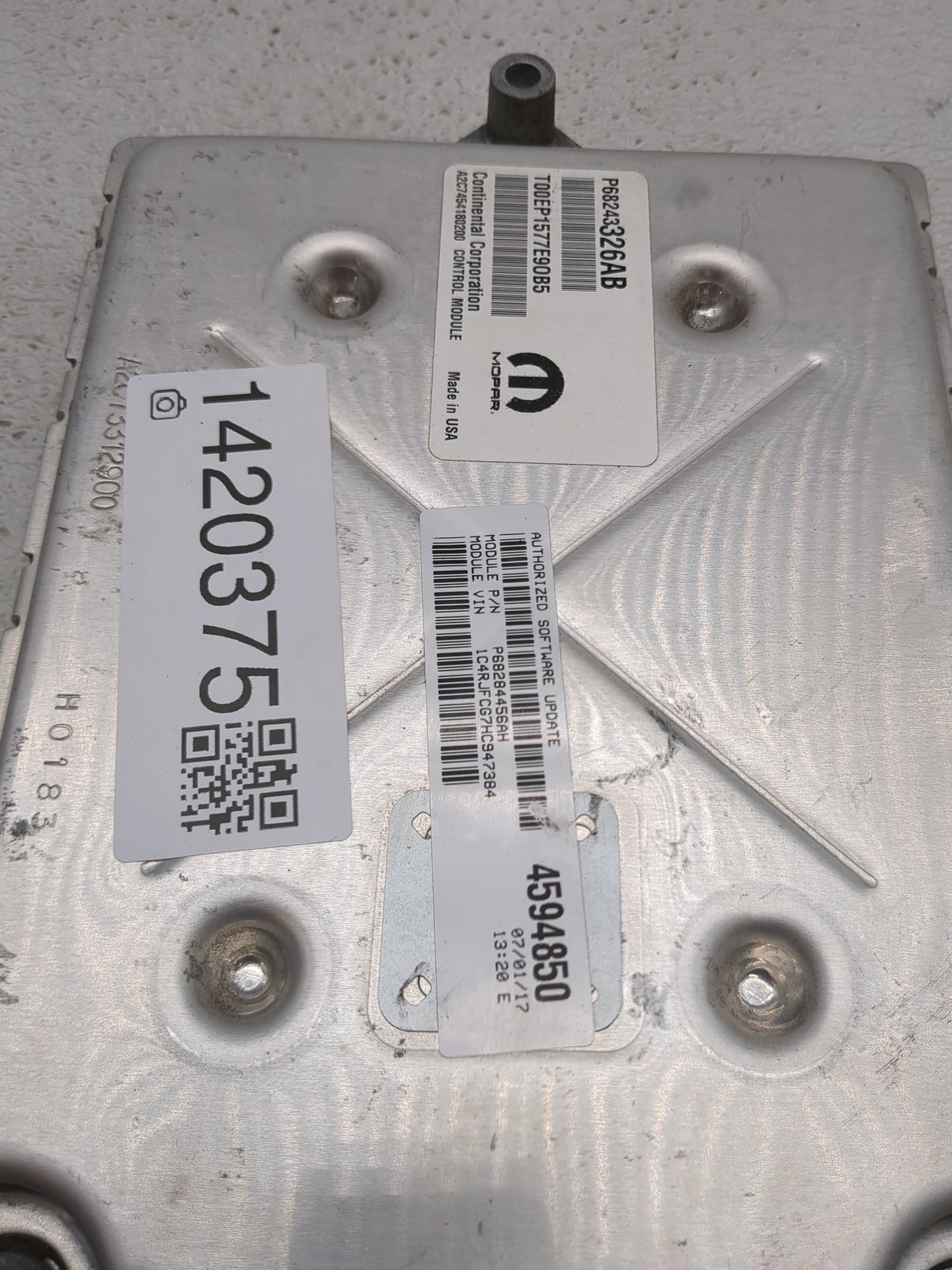 2016-2017 Jeep Grand Cherokee PCM Engine Control Computer ECU ECM PCU OEM P/N:P68243326AB P68284456AH Fits Fits 2016 2017 OE
