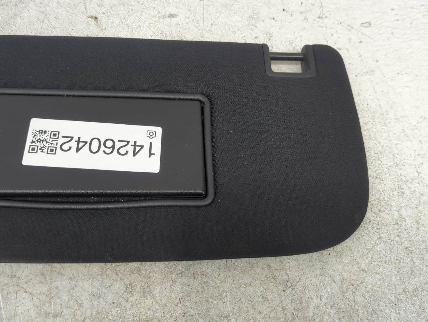 2014-2022 Jeep Grand Cherokee Sun Visor Shade Replacement Driver Left Mirror Fits OEM Used Auto Parts - Oemusedautoparts1.co