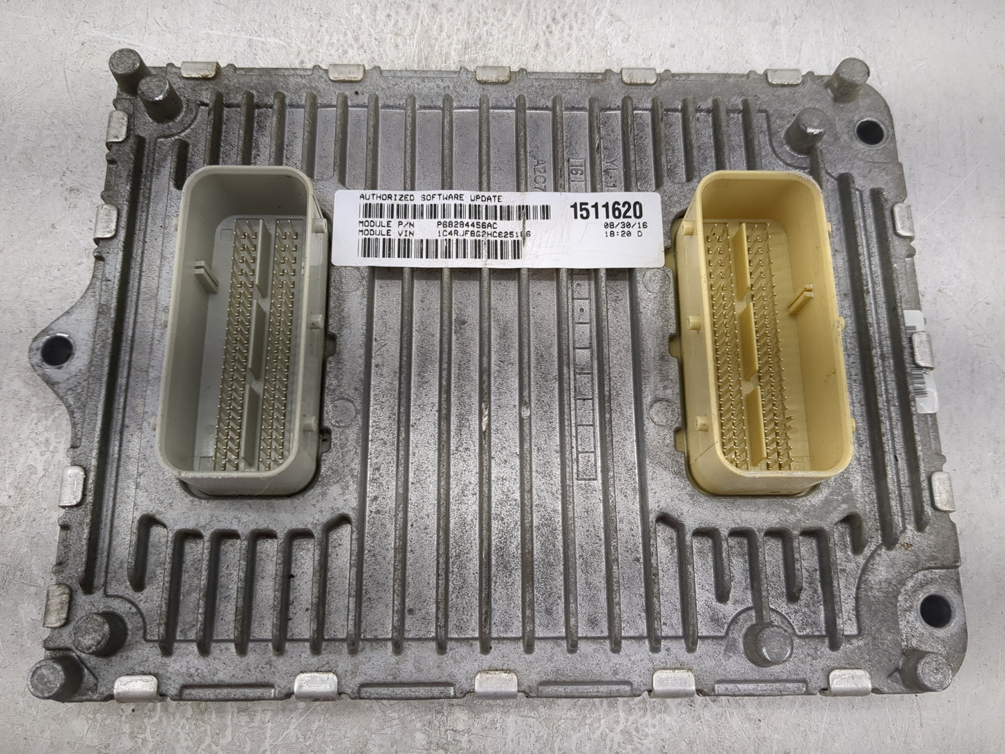 2016-2017 Jeep Grand Cherokee PCM Engine Control Computer ECU ECM PCU OEM P/N:P68284456AC P68243326AB Fits Fits 2016 2017 OE