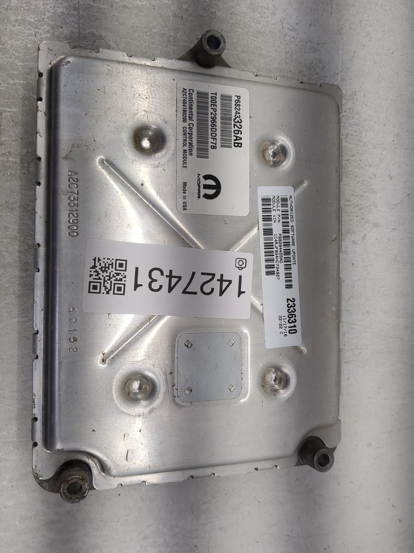 2016-2017 Jeep Grand Cherokee PCM Engine Control Computer ECU ECM PCU OEM P/N:P68243326AB Fits Fits 2016 2017 OEM Used Auto 