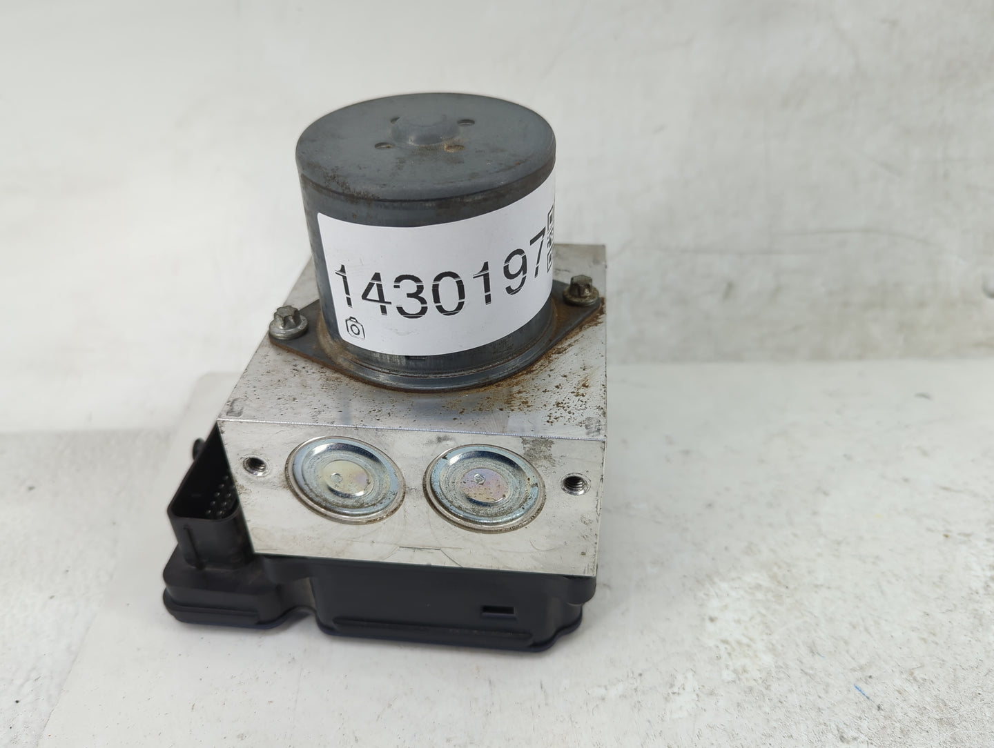 2016-2017 Jeep Grand Cherokee ABS Pump Control Module Replacement P/N:68306177AD Fits Fits 2016 2017 OEM Used Auto Parts - O