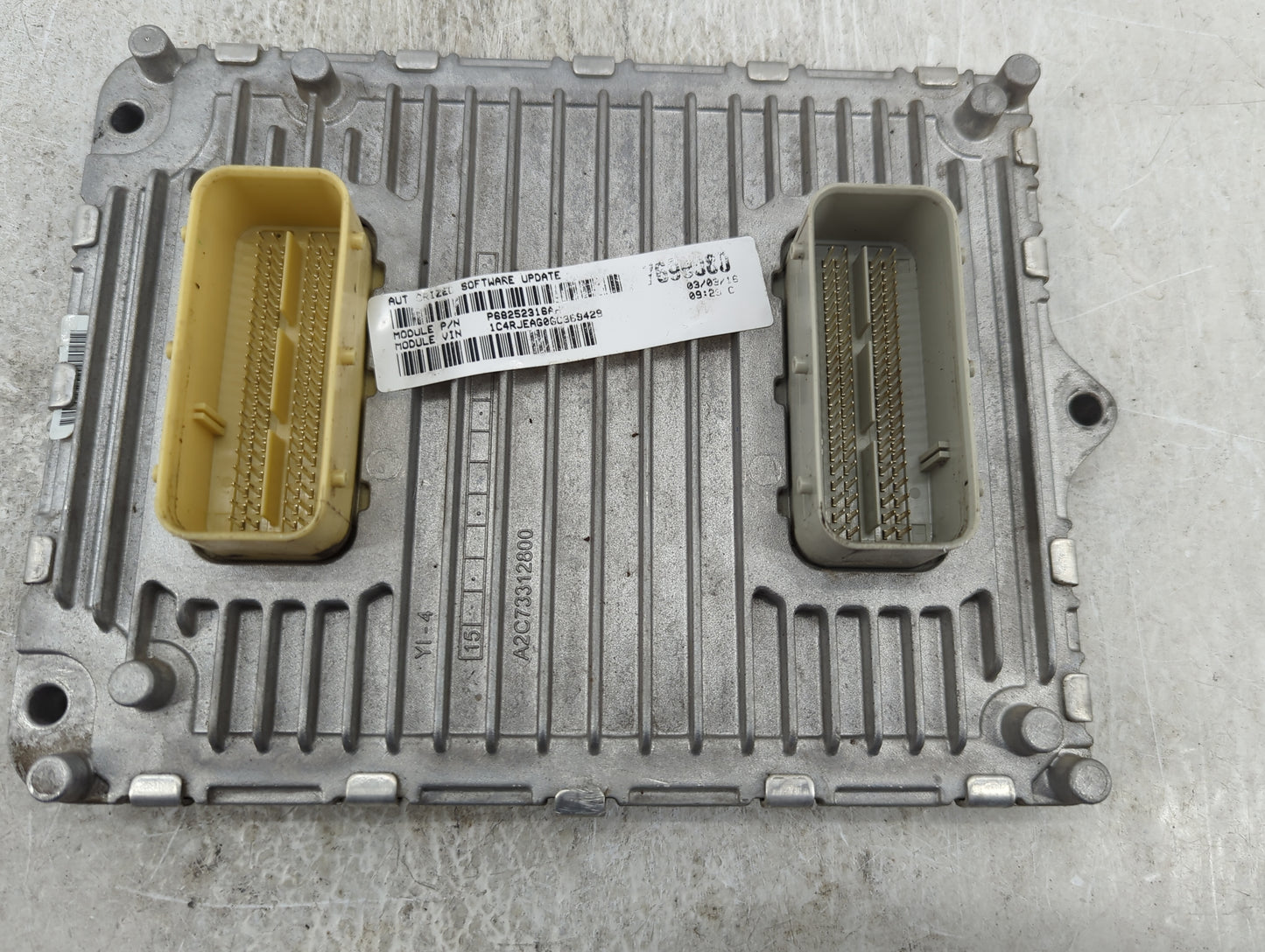 2016-2017 Jeep Grand Cherokee PCM Engine Control Computer ECU ECM PCU OEM P/N:P68243326AA P68243326AB Fits Fits 2016 2017 OE