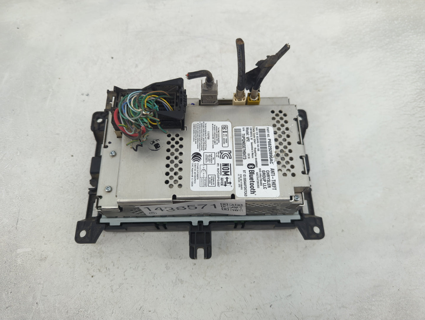 2017 Jeep Grand Cherokee Radio AM FM Cd Player Receiver Replacement P/N:P68292896AC Fits OEM Used Auto Parts - Oemusedautopa
