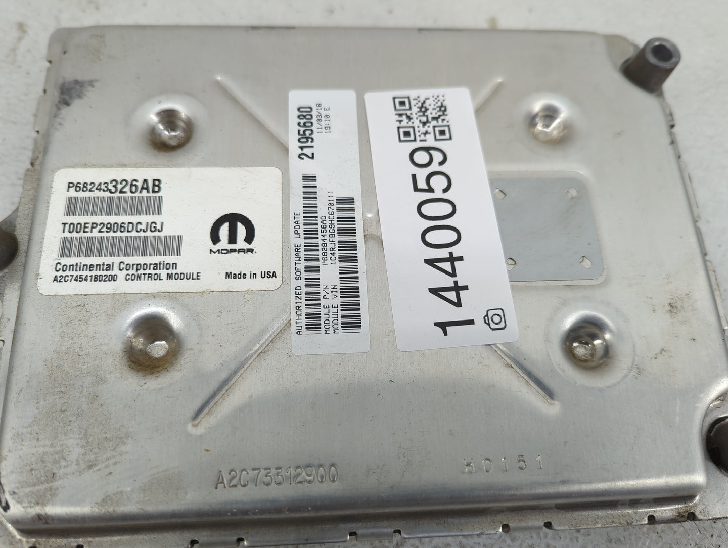 2016-2017 Jeep Grand Cherokee PCM Engine Control Computer ECU ECM PCU OEM P/N:P68243326AB 68281456AD Fits Fits 2016 2017 OEM