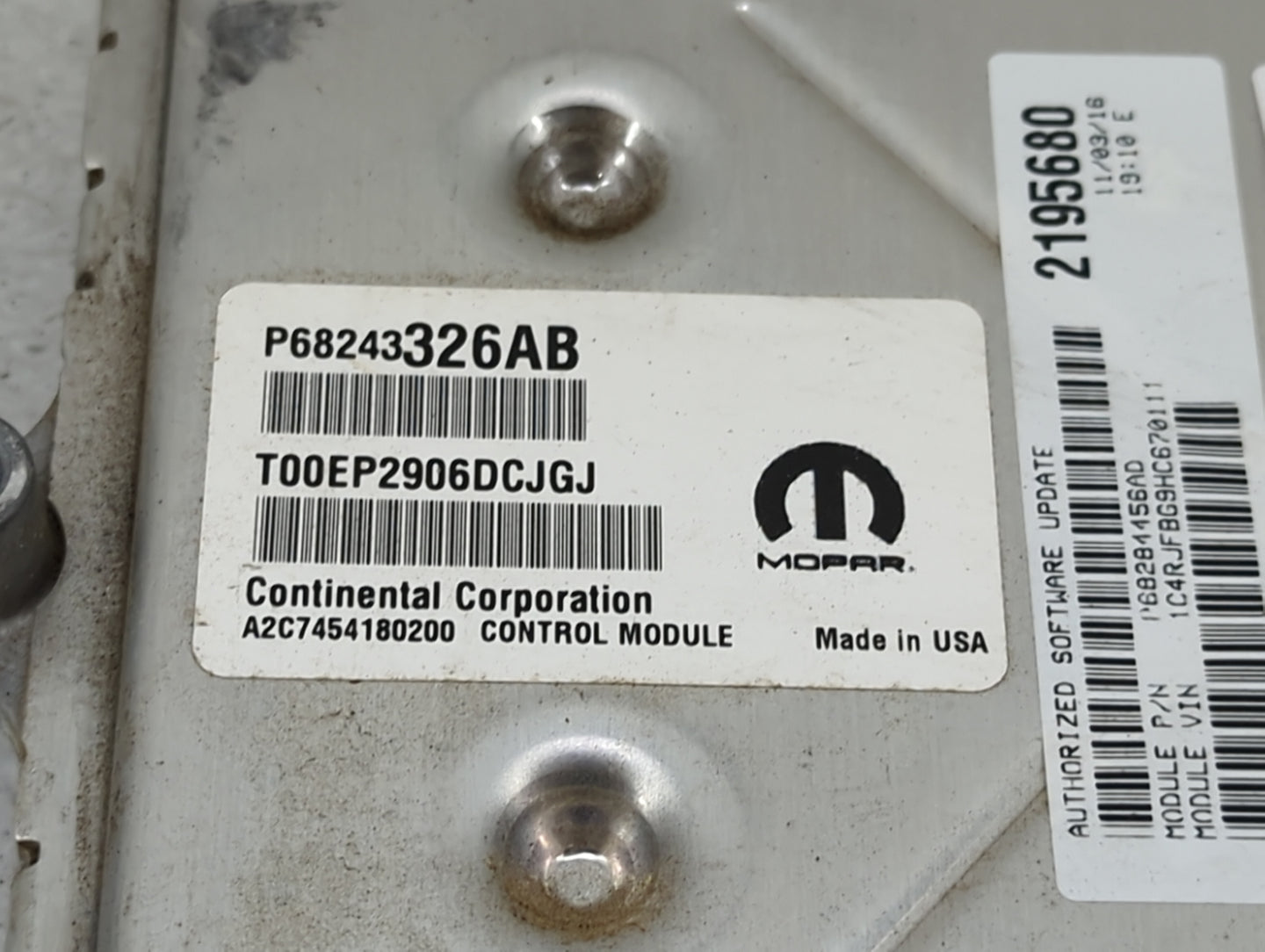 2016-2017 Jeep Grand Cherokee PCM Engine Control Computer ECU ECM PCU OEM P/N:P68243326AB 68281456AD Fits Fits 2016 2017 OEM