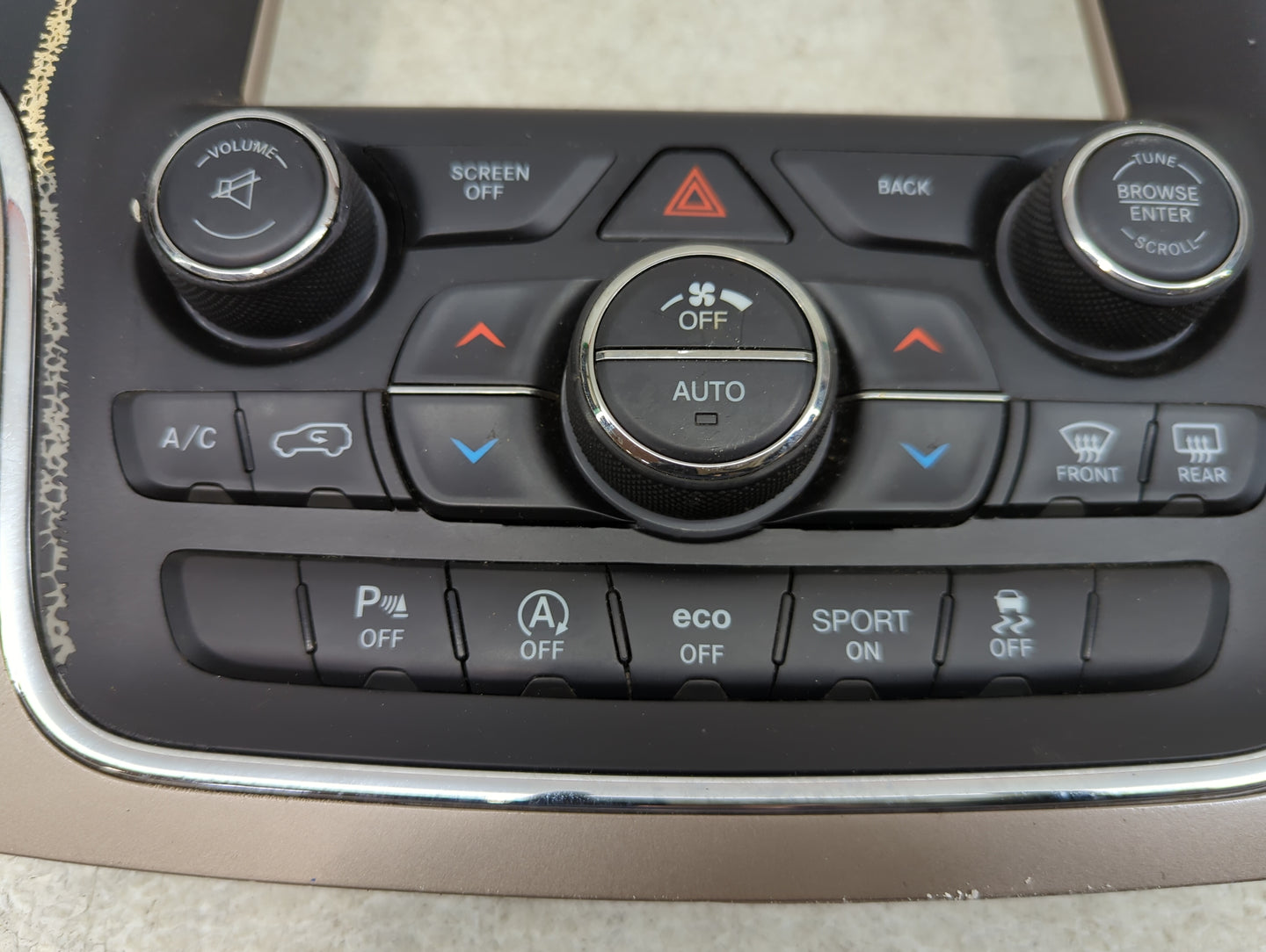 2016-2017 Jeep Grand Cherokee Climate Control Module Temperature AC/Heater Replacement P/N:68254006AI P68254006AI Fits OEM U
