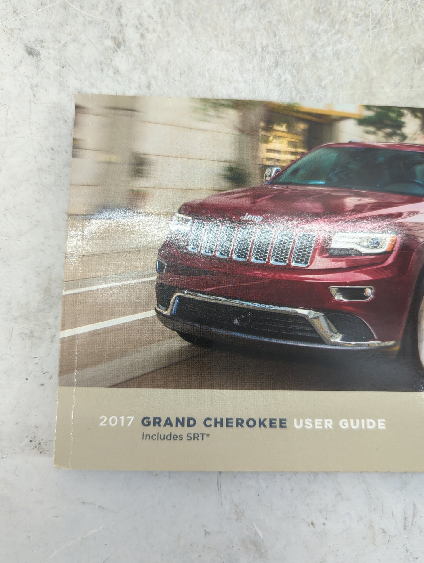 2017 Jeep Grand Cherokee Owners Manual Book Guide P/N:17WK741-926-AA OEM Used Auto Parts - Oemusedautoparts1.com