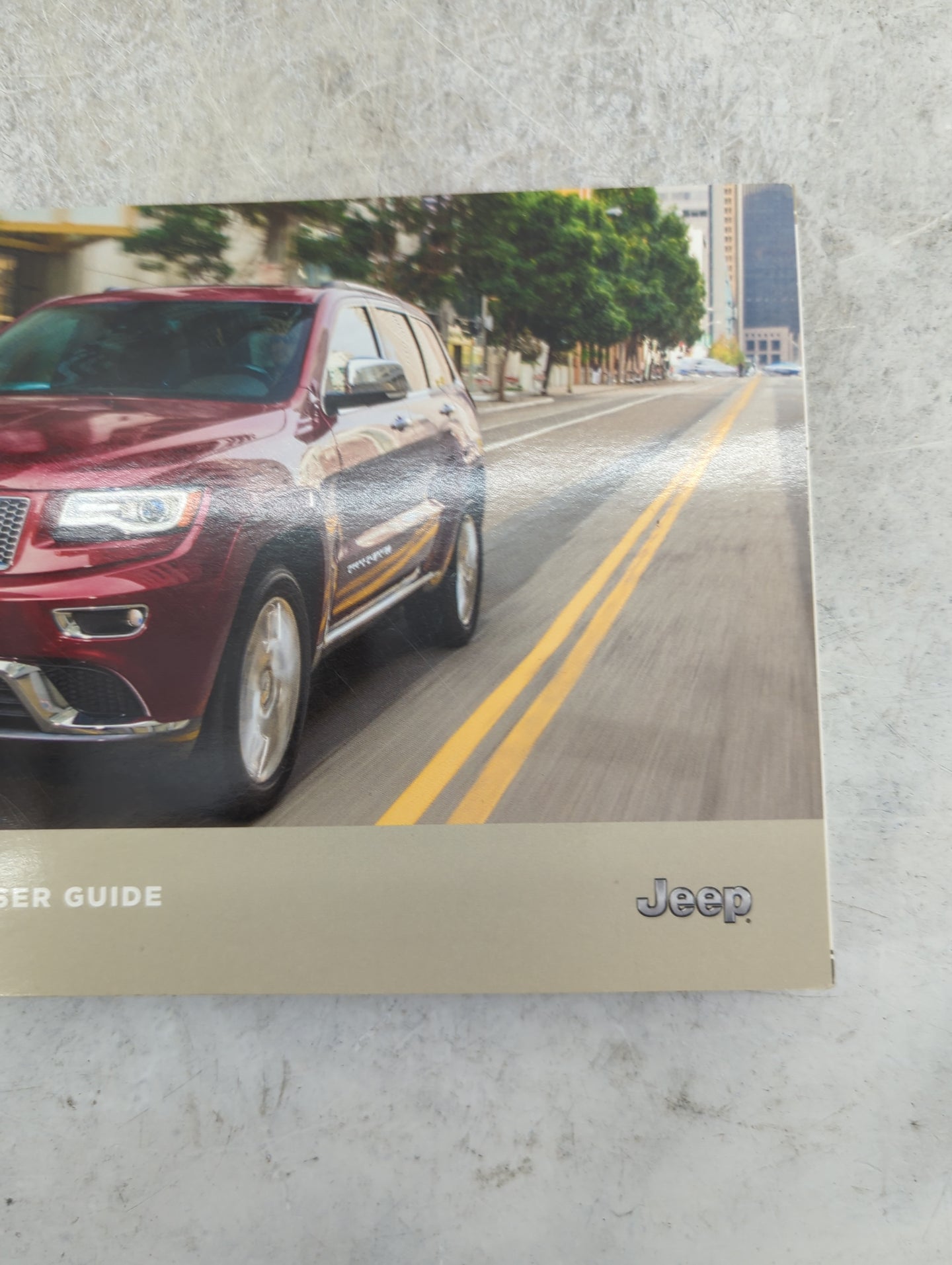 2017 Jeep Grand Cherokee Owners Manual Book Guide P/N:17WK741-926-AA OEM Used Auto Parts - Oemusedautoparts1.com
