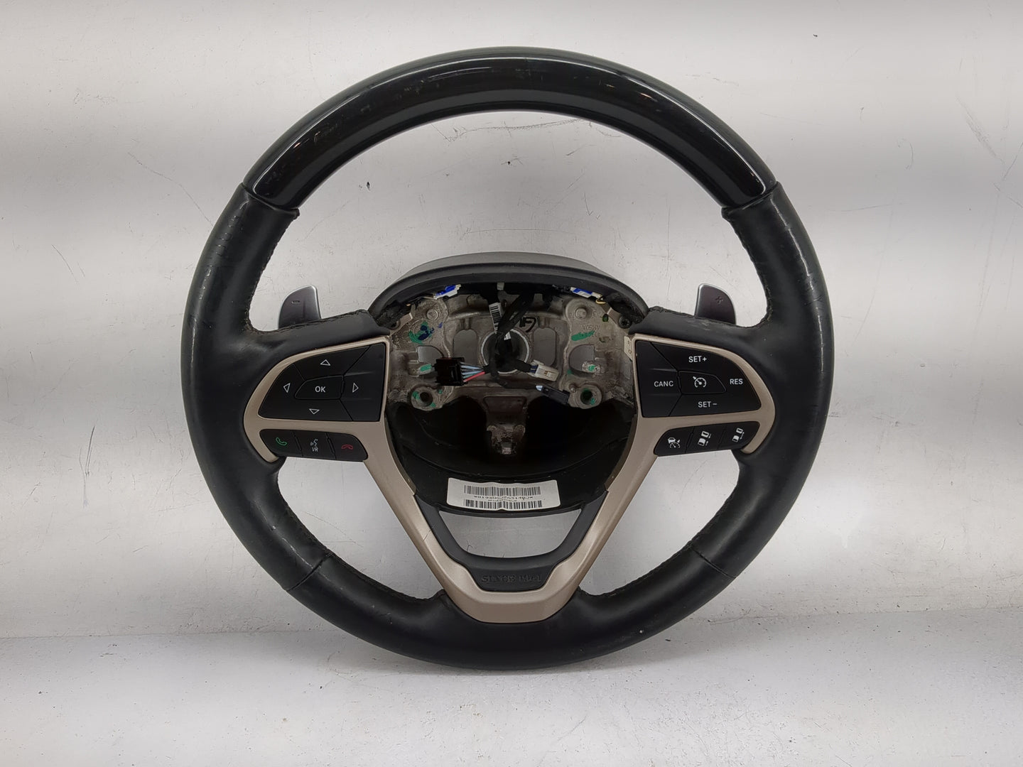 2017 Jeep Grand Cherokee Steering Wheel Oem Black - Oemusedautoparts1.com