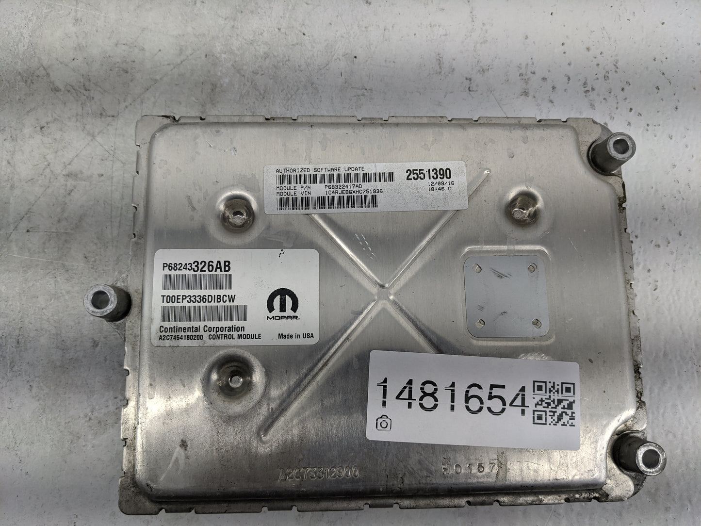 2016-2017 Jeep Grand Cherokee PCM Engine Control Computer ECU ECM PCU OEM P/N:P68322417AD P68243326AB Fits Fits 2016 2017 OE