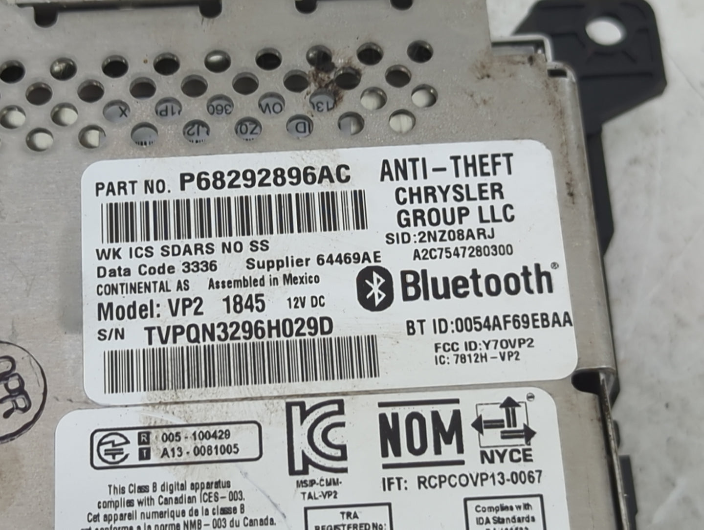 2017 Jeep Grand Cherokee Radio AM FM Cd Player Receiver Replacement P/N:P68292896AC Y70VP2, 7812H-VP2, VP2 Fits OEM Used Aut