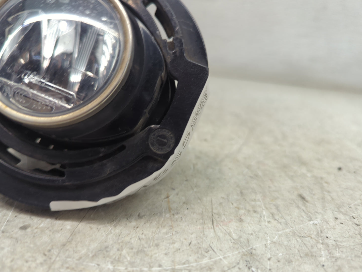 2017-2020 Jeep Grand Cherokee Passenger Right Oem Front Light Lamp Black - Oemusedautoparts1.com