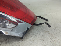 2015-2021 Jeep Grand Cherokee Tail Light Assembly Passenger Right OEM P/N:68110016AG P8110016AG Fits OEM Used Auto Parts - O