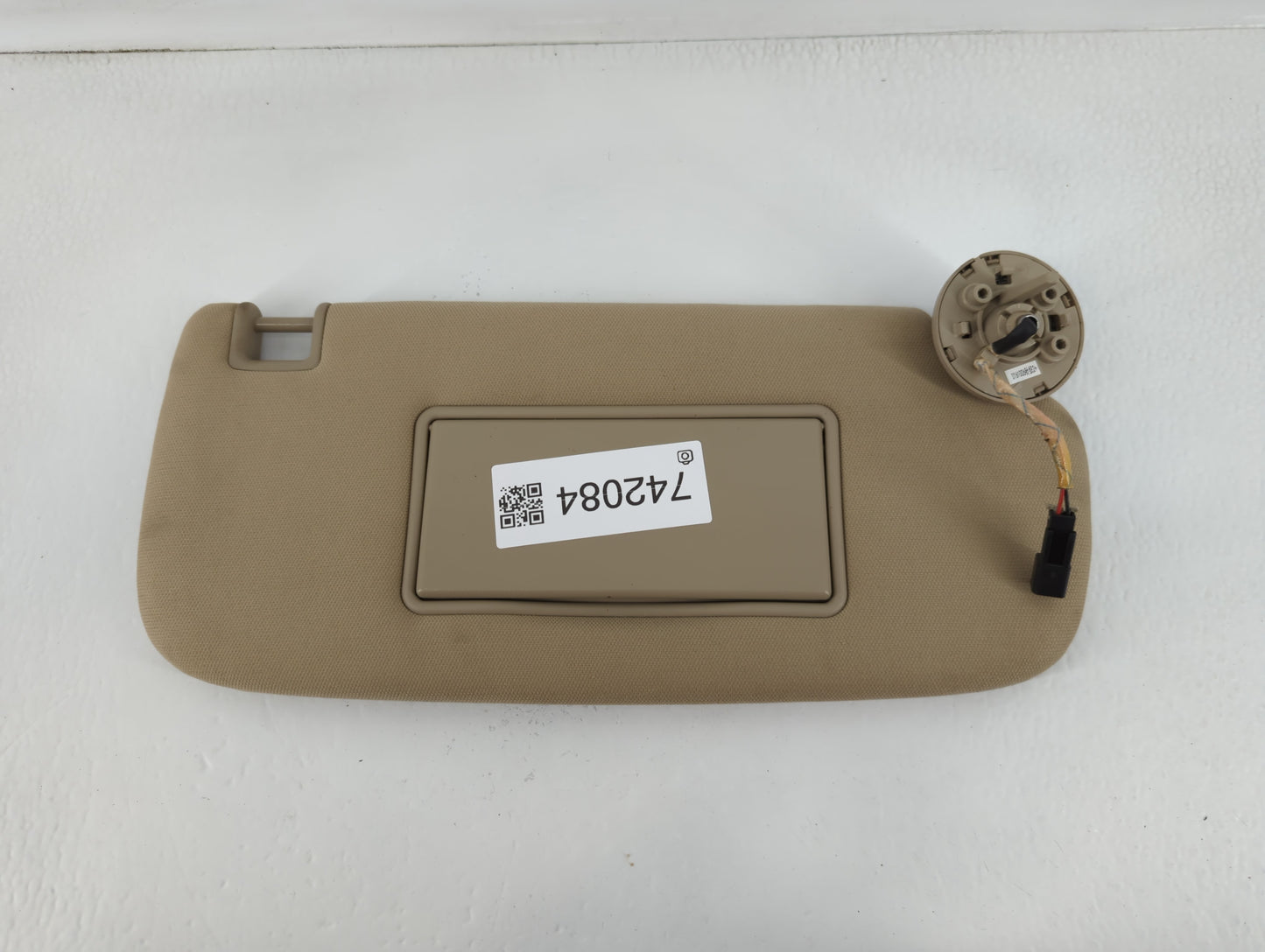 2014-2022 Jeep Grand Cherokee Sun Visor Shade Replacement Passenger Right Mirror Fits OEM Used Auto Parts - Oemusedautoparts