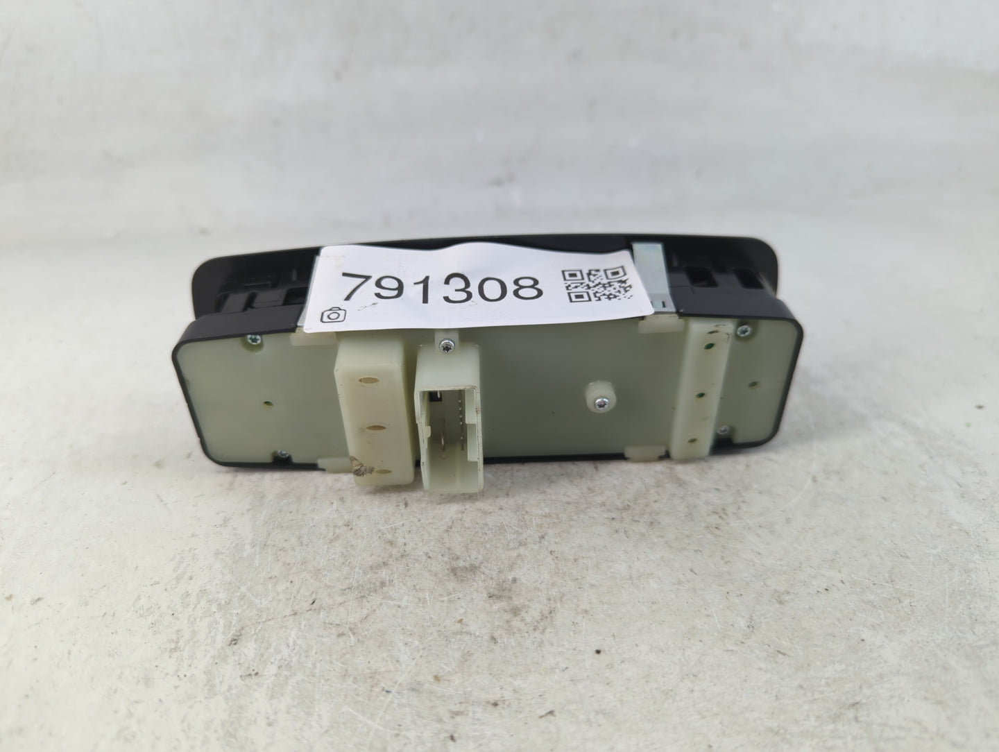 2016-2022 Jeep Grand Cherokee Master Power Window Switch Replacement Driver Side Left P/N:68319802AA Fits OEM Used Auto Part