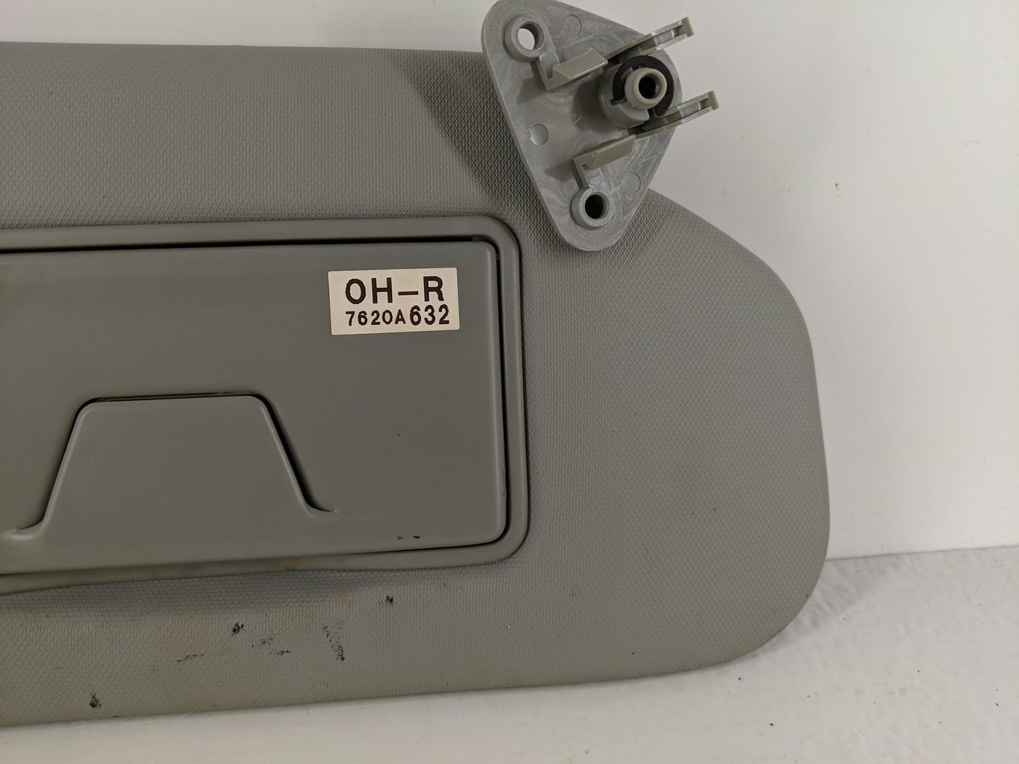 2017 Jeep Patriot Sun Visor Shade Replacement Passenger Right Mirror Fits OEM Used Auto Parts - Oemusedautoparts1.com