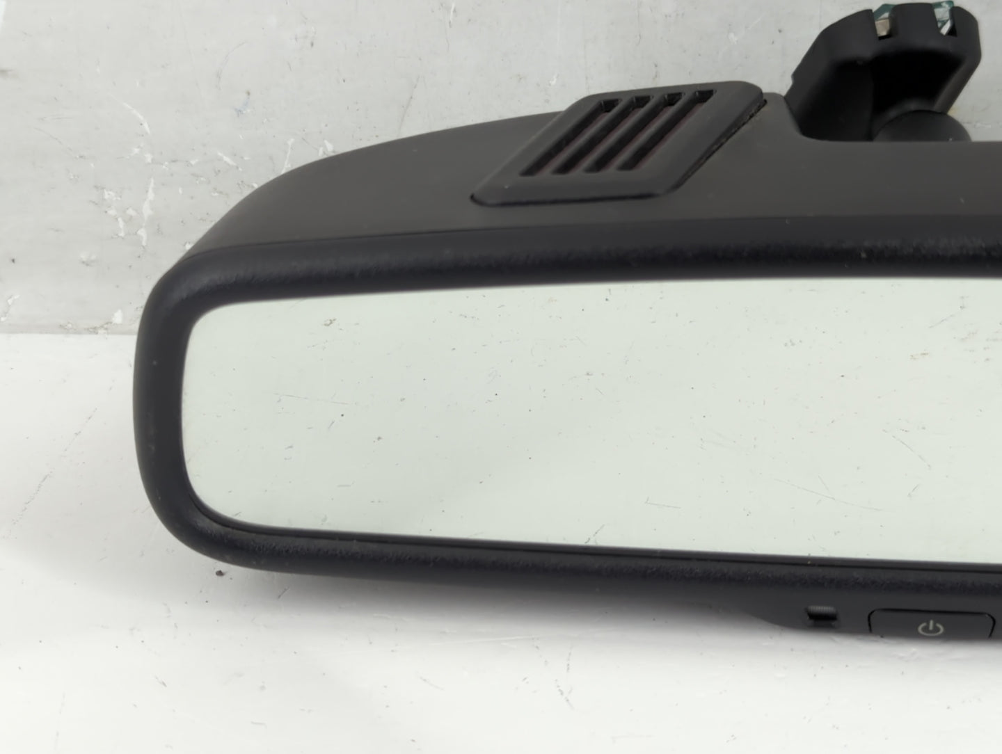 2007-2017 Jeep Patriot Interior Rear View Mirror Replacement OEM P/N:E11026130 Fits OEM Used Auto Parts - Oemusedautoparts1.