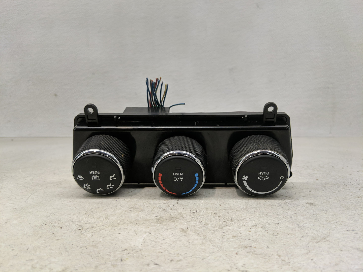 2011-2017 Jeep Patriot Climate Control Module Temperature AC/Heater Replacement P/N:P55111278AE Fits OEM Used Auto Parts - O