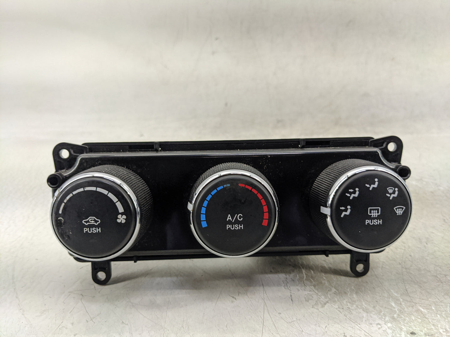 2011-2017 Jeep Patriot Climate Control Module Temperature AC/Heater Replacement P/N:55111278AF Fits OEM Used Auto Parts - Oe