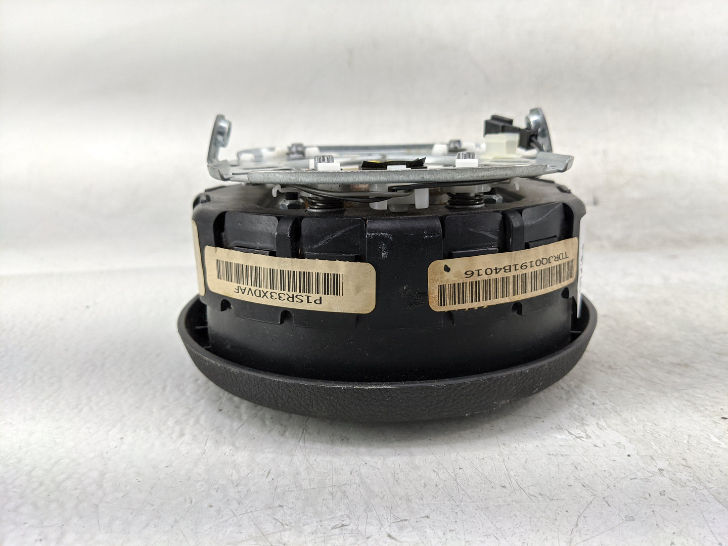 2011-2017 Jeep Patriot Air Bag Driver Left Steering Wheel Mounted P/N:P1SR33XDVAF Fits Fits 2011 2012 2013 2014 2015 2016 20