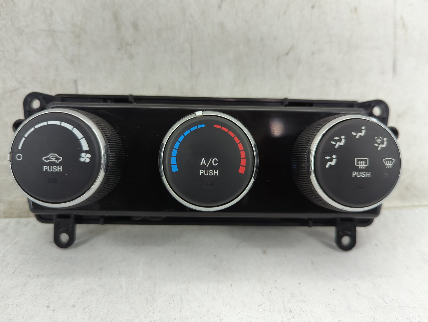2011-2017 Jeep Patriot Climate Control Module Temperature AC/Heater Replacement P/N:P55111278AF Fits OEM Used Auto Parts - O