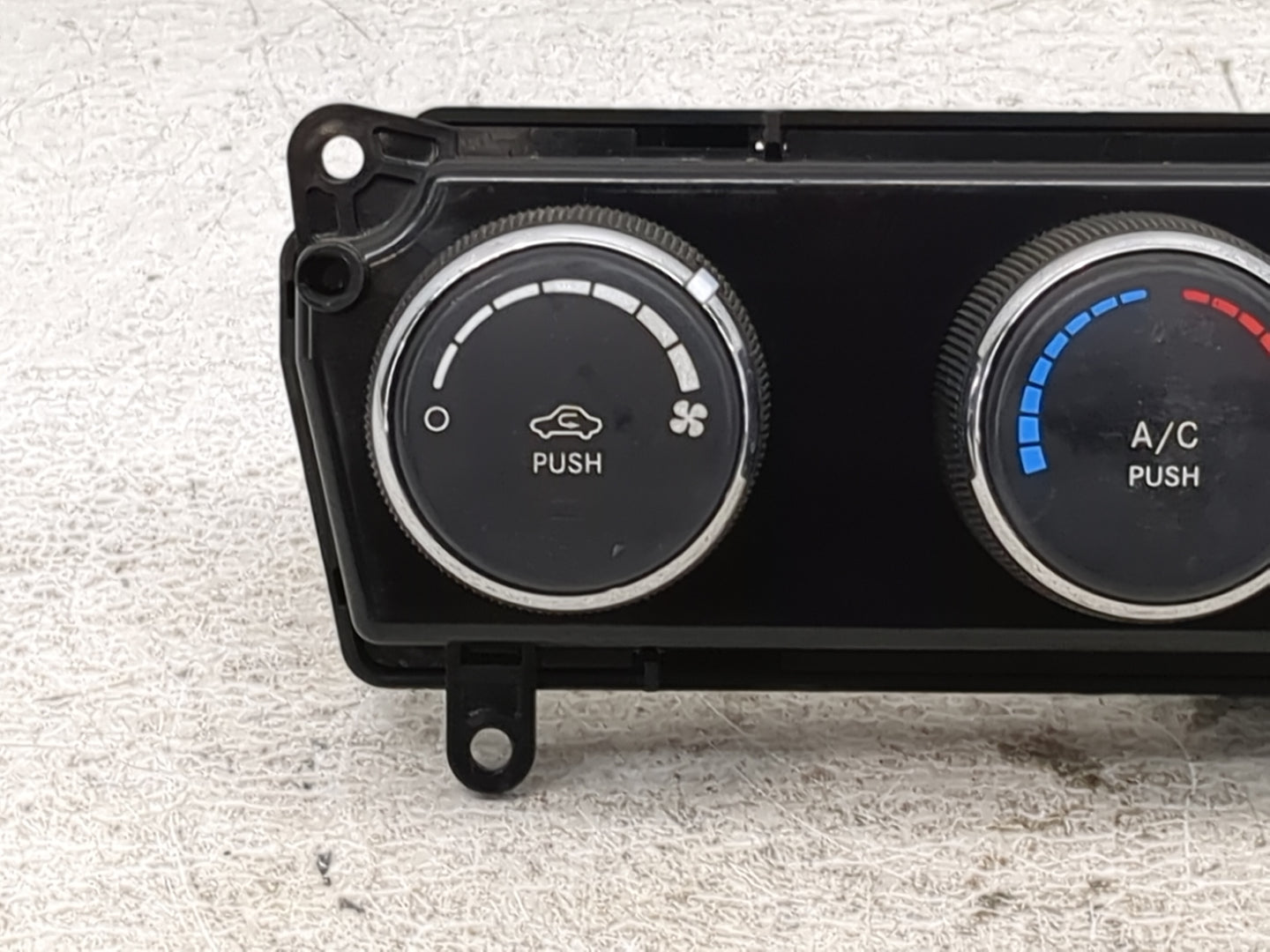2011-2017 Jeep Patriot Climate Control Module Temperature AC/Heater Replacement P/N:P55111278AG Fits OEM Used Auto Parts - O