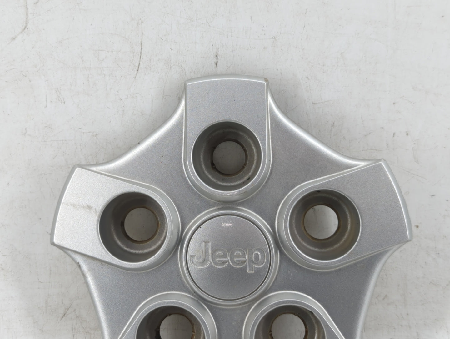 2017 Jeep Patriot Rim Wheel Center Cap Silver 447811 - Oemusedautoparts1.com