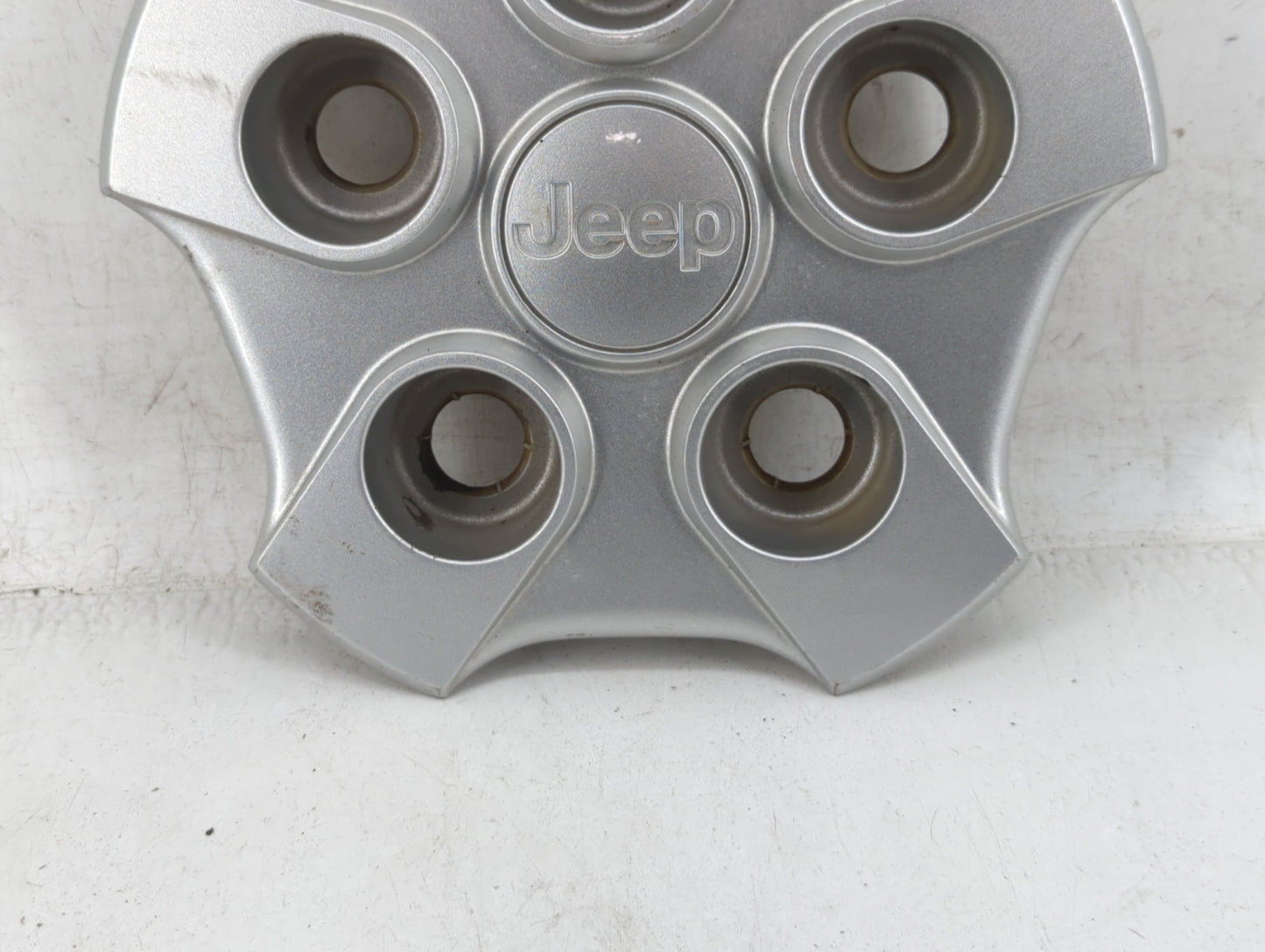 2017 Jeep Patriot Rim Wheel Center Cap Silver 447811 - Oemusedautoparts1.com