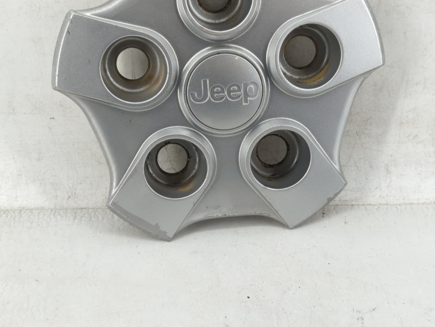2017 Jeep Patriot Rim Wheel Center Cap Silver 447924 - Oemusedautoparts1.com