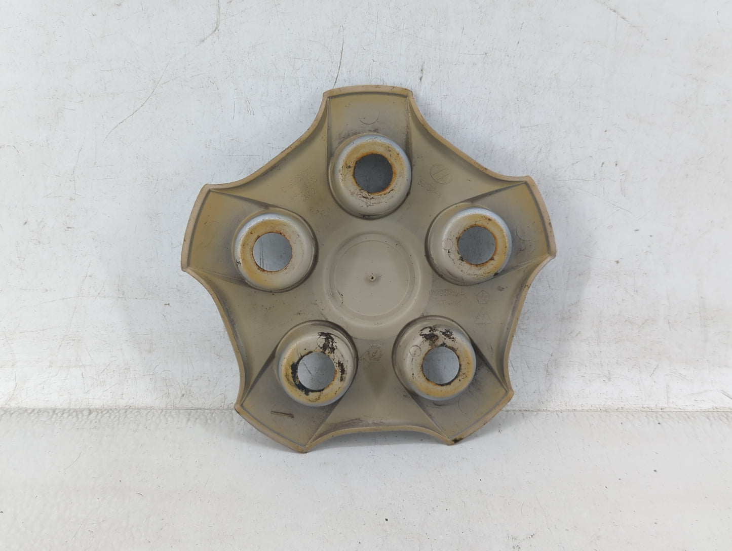 2017 Jeep Patriot Rim Wheel Center Cap Silver 447924 - Oemusedautoparts1.com