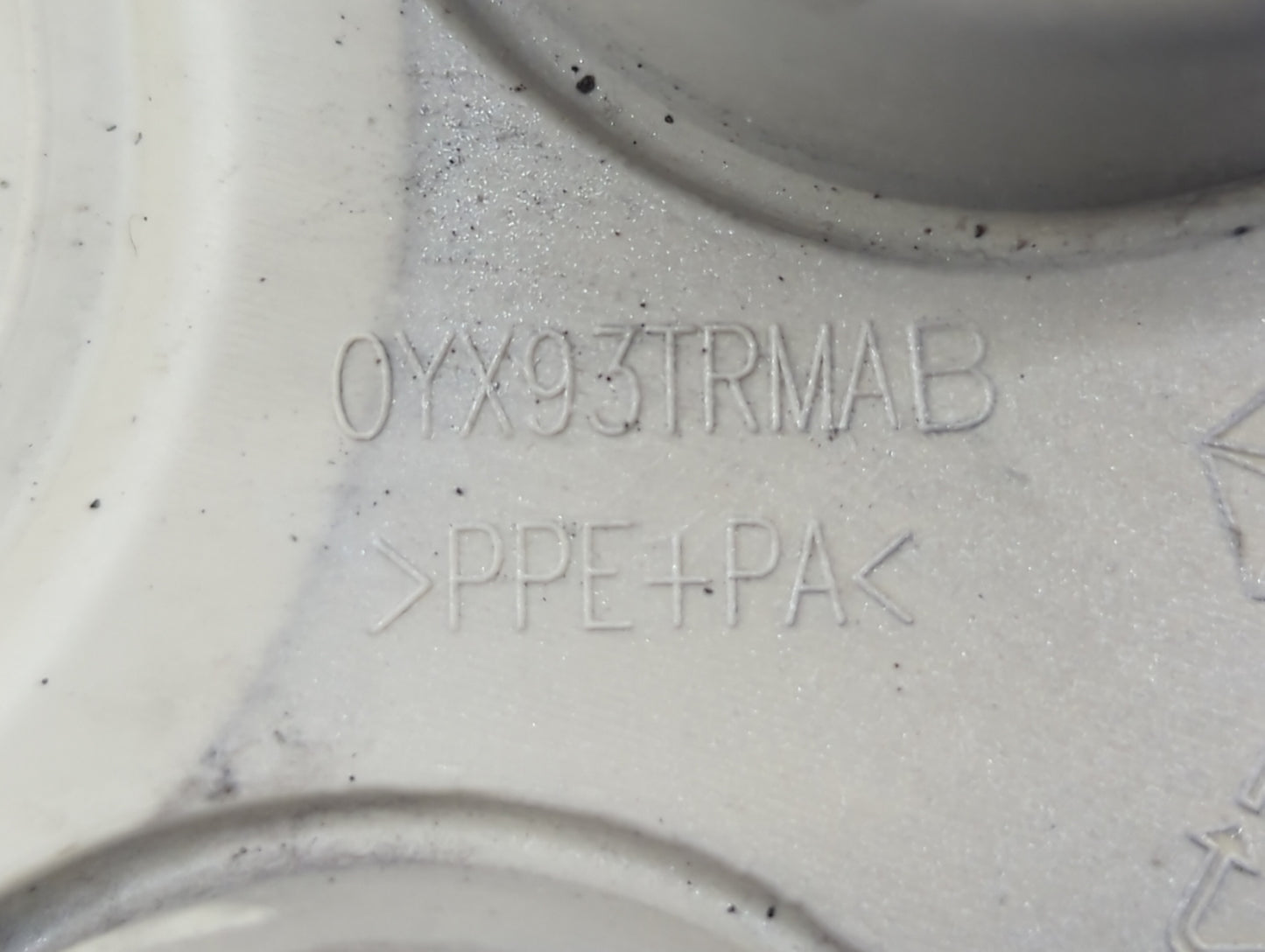 2017 Jeep Patriot Rim Wheel Center Cap Silver 447924 - Oemusedautoparts1.com