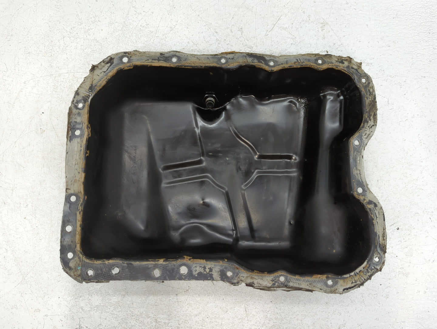 2007-2017 Jeep Patriot Engine Oil Pan P/N:665AEE234 Fits Fits 2007 2008 2009 2010 2011 2012 2013 2014 2015 2016 2017 OEM Use