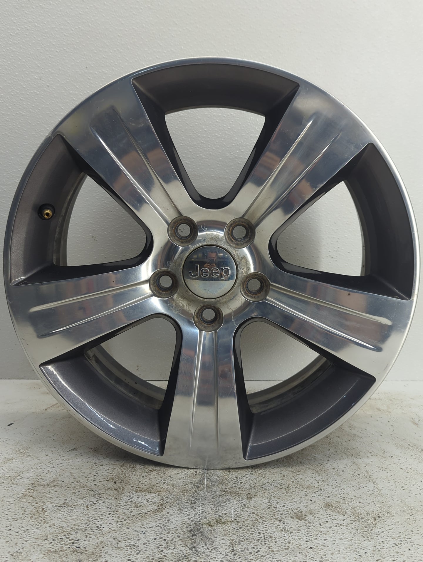 2017-2017 Jeep Patriot Oem Wheel Rim - Oemusedautoparts1.com