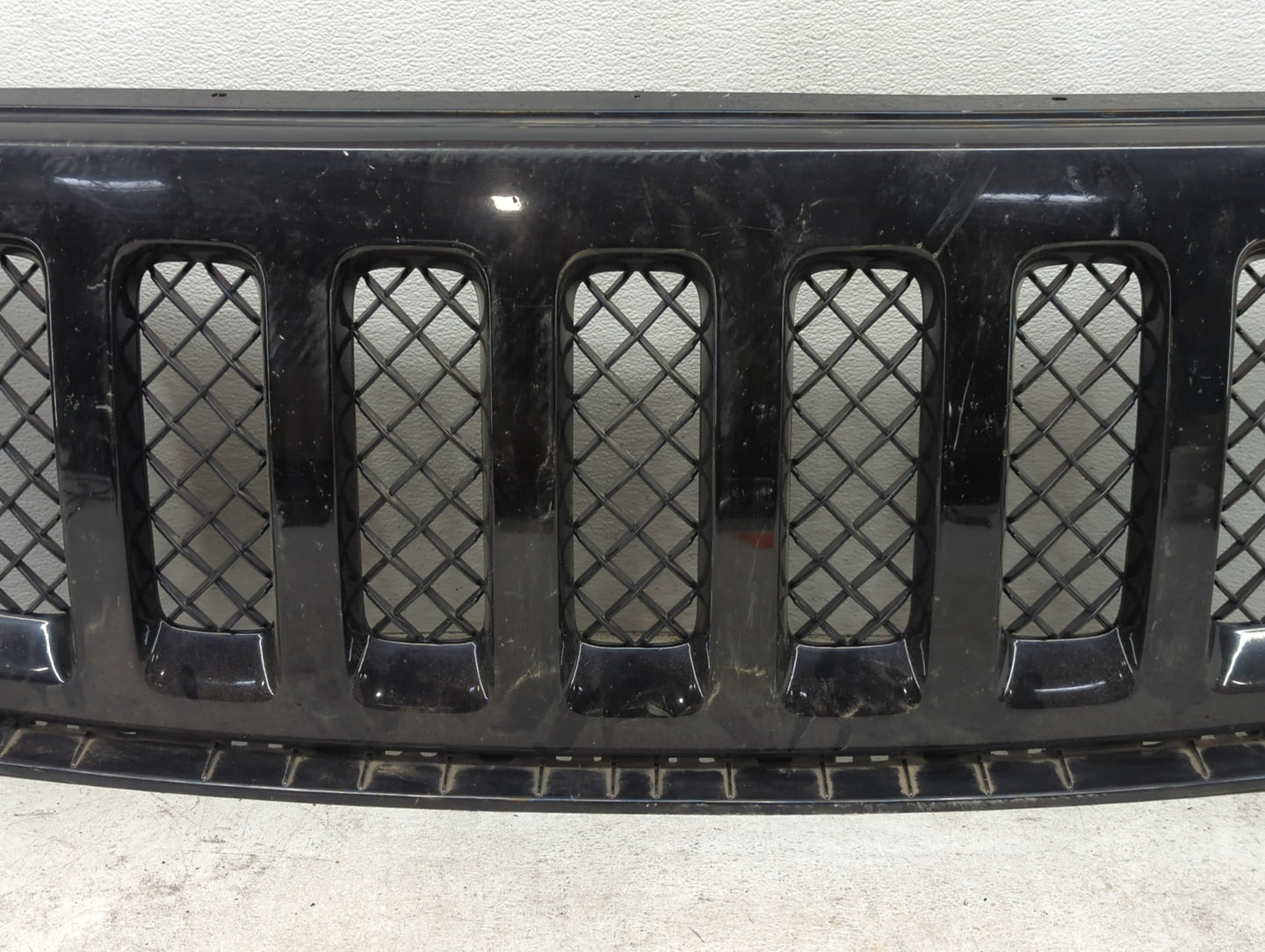 2011-2017 Jeep Patriot Front Grille Bumper Not Included Black - Oemusedautoparts1.com