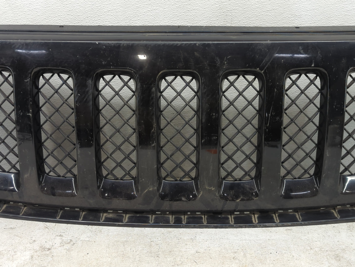 2011-2017 Jeep Patriot Front Grille Bumper Not Included Black - Oemusedautoparts1.com