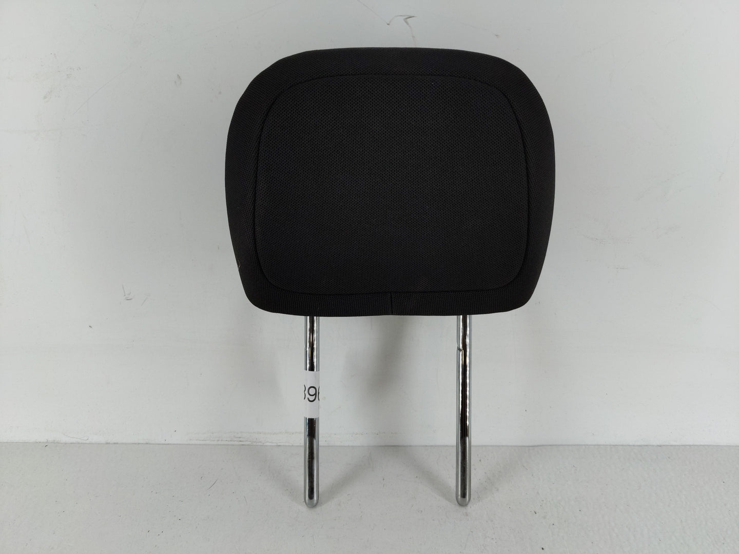 2015-2018 Jeep Renegade Headrest Head Rest Rear Seat Fits Fits 2015 2016 2017 2018 OEM Used Auto Parts - Oemusedautoparts1.c