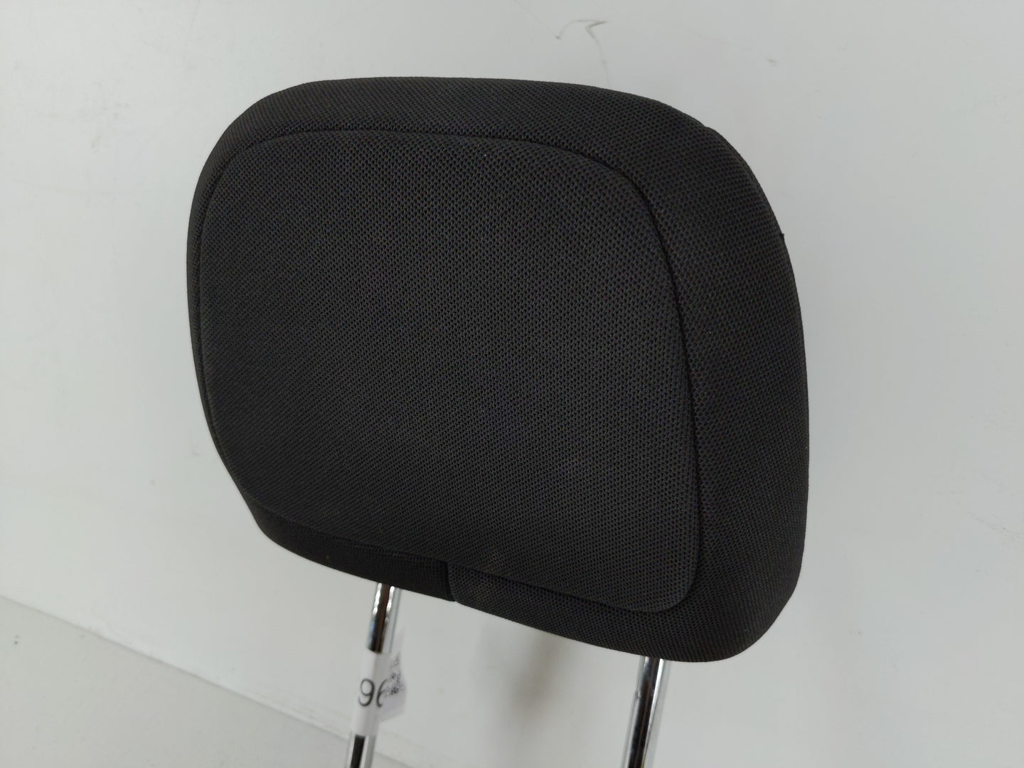 2015-2018 Jeep Renegade Headrest Head Rest Rear Seat Fits Fits 2015 2016 2017 2018 OEM Used Auto Parts - Oemusedautoparts1.c