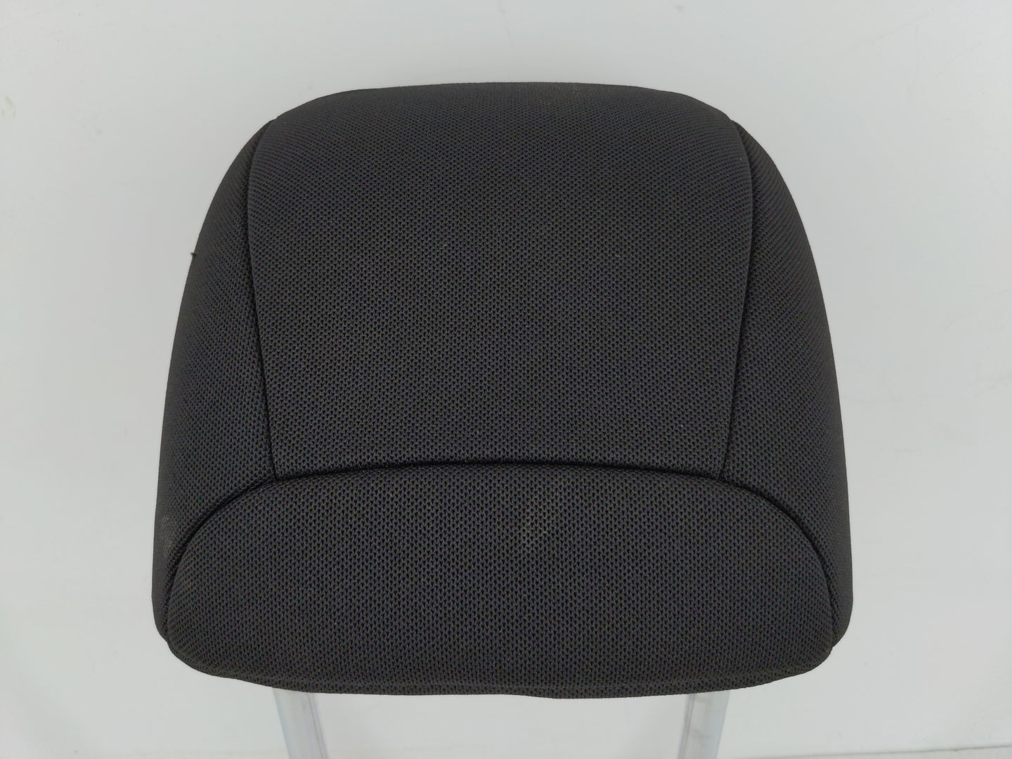 2015-2018 Jeep Renegade Headrest Head Rest Rear Seat Fits Fits 2015 2016 2017 2018 OEM Used Auto Parts - Oemusedautoparts1.c