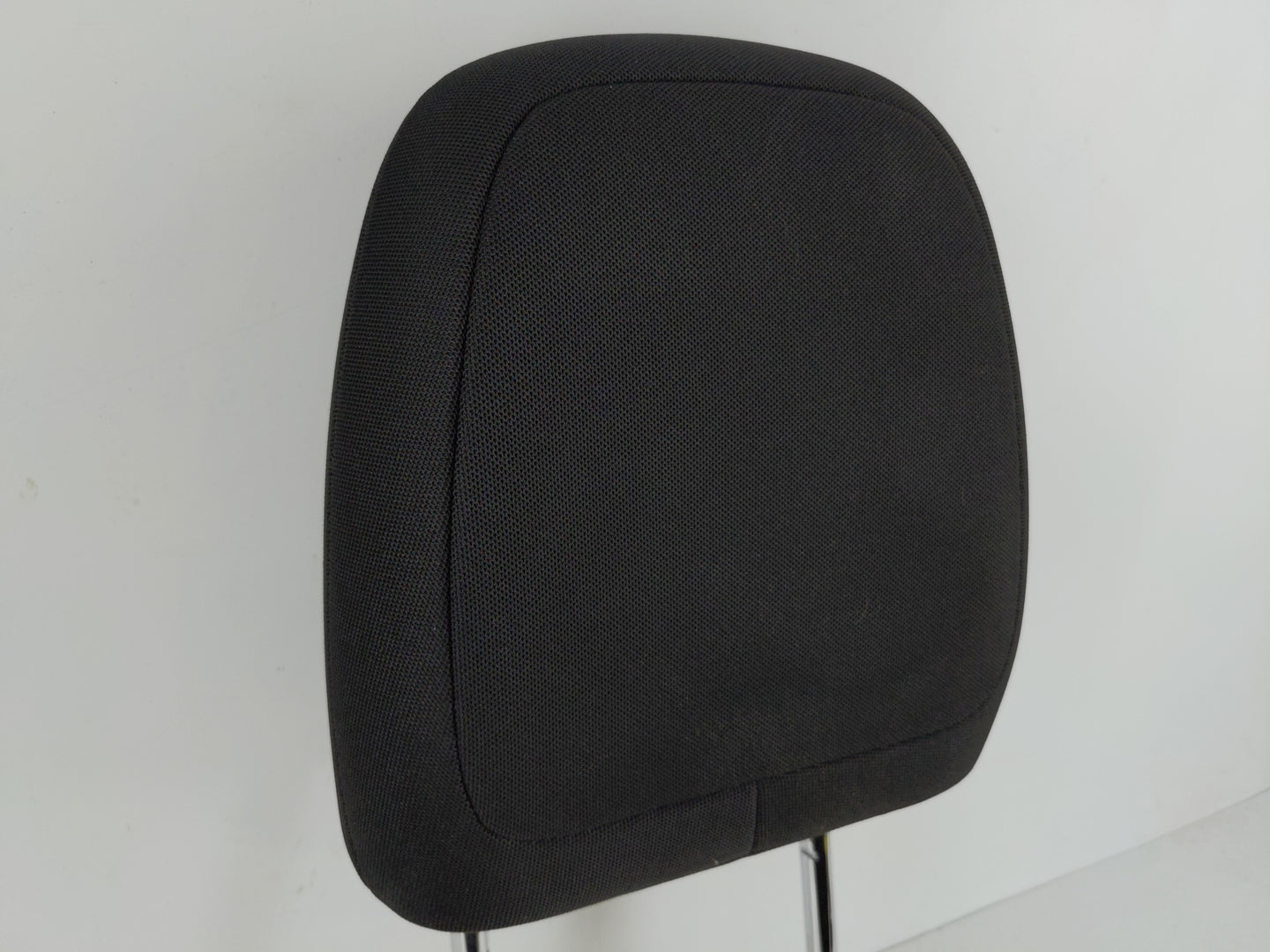 2015-2018 Jeep Renegade Headrest Head Rest Front Driver Passenger Seat Fits Fits 2015 2016 2017 2018 OEM Used Auto Parts - O