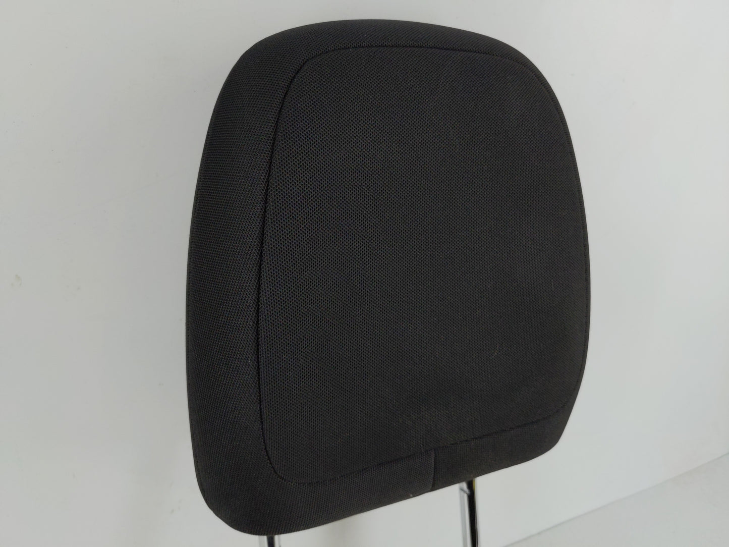 2015-2018 Jeep Renegade Headrest Head Rest Front Driver Passenger Seat Fits Fits 2015 2016 2017 2018 OEM Used Auto Parts - O