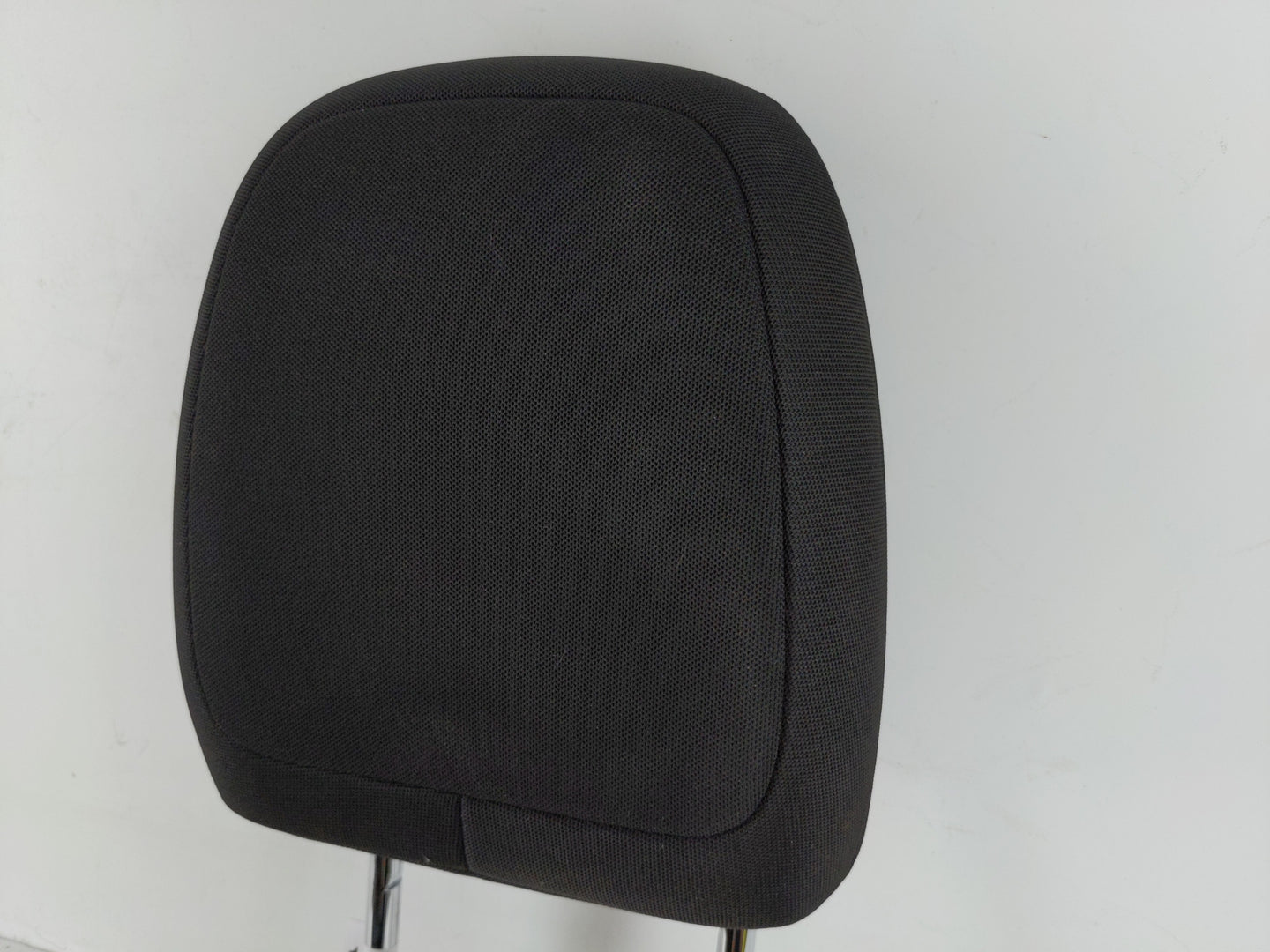 2015-2018 Jeep Renegade Headrest Head Rest Front Driver Passenger Seat Fits Fits 2015 2016 2017 2018 OEM Used Auto Parts - O