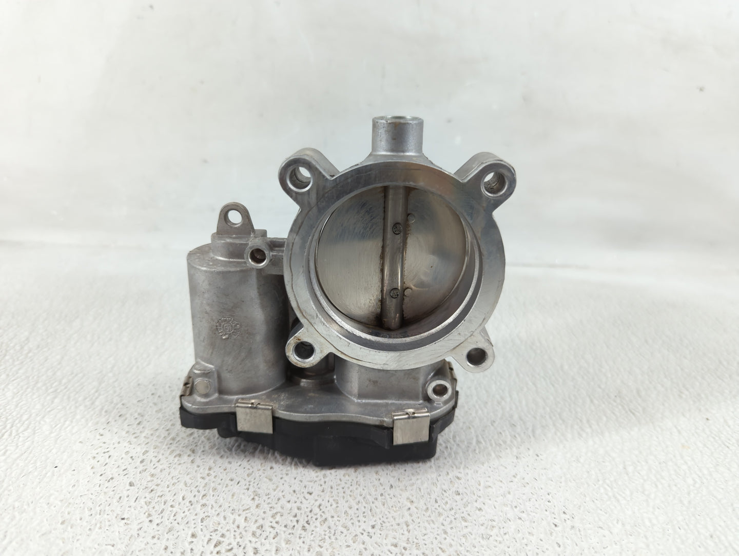 2015-2021 Jeep Renegade Throttle Body P/N:04891970AC Fits Fits 2014 2015 2016 2017 2018 2019 2020 2021 2022 OEM Used Auto Pa